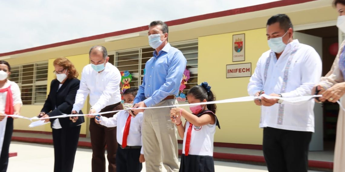 En Chiapa de Corzo, inaugura Rutilio Escandón reconstrucción y rehabilitación del preescolar “María de Angulo”