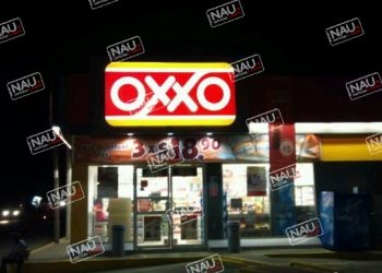 Asaltan tienda Oxxo de la 17 poniente y 8a norte.