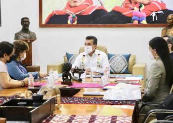 Se reúne Rutilio Escandón con integrantes del Comité Internacional de la Cruz Roja