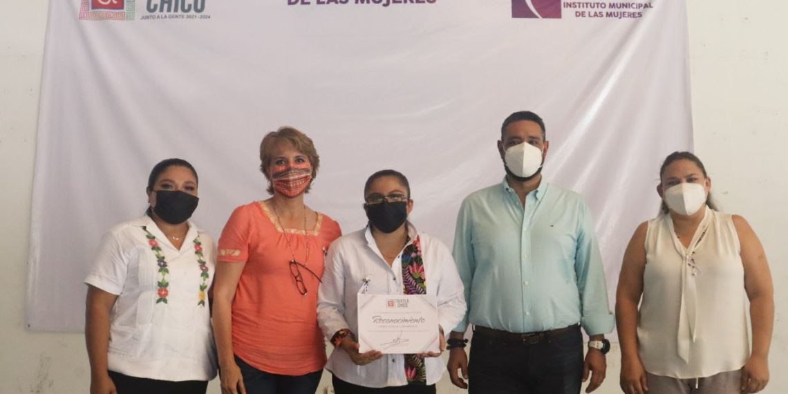 Se llevó a cabo con éxito la conferencia, “Los desafíos actuales para lograr la igualdad de género” en Tuxtla Chico