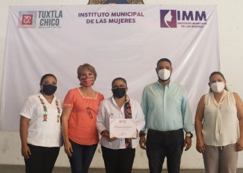 Se llevó a cabo con éxito la conferencia, “Los desafíos actuales para lograr la igualdad de género” en Tuxtla Chico