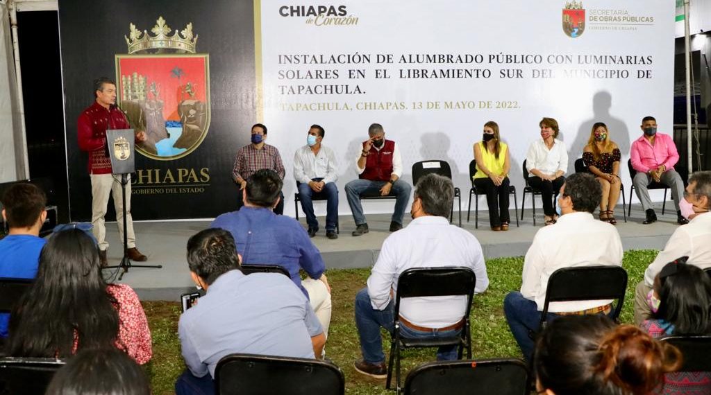 Rutilio Escandón inaugura alumbrado público en el Libramiento Sur de Tapachula