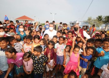 En Arriaga, Rutilio Escandón inaugura el Parque La Línea y entrega escrituras públicas