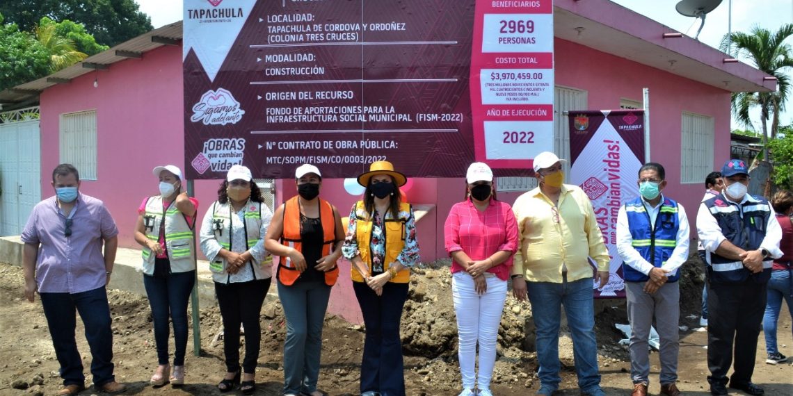 DAN BANDERAZO DE NUEVAS OBRAS EN COLONIAS DE TAPACHULA