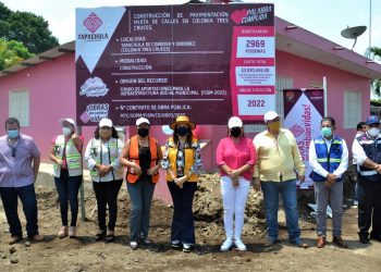 DAN BANDERAZO DE NUEVAS OBRAS EN COLONIAS DE TAPACHULA