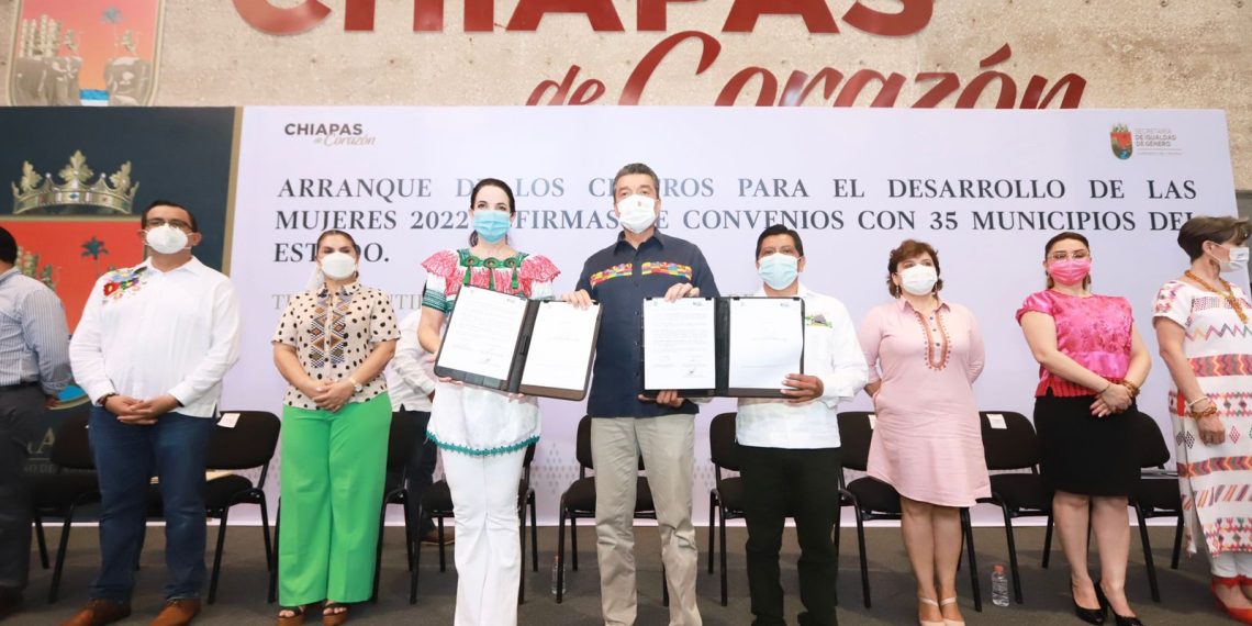 Encabeza Rutilio Escandón arranque de los Centros para el Desarrollo de las Mujeres en 35 municipios