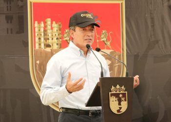 Rutilio Escandón abandera a 153 atletas participantes de Juegos Nacionales Conade y de primera fuerza