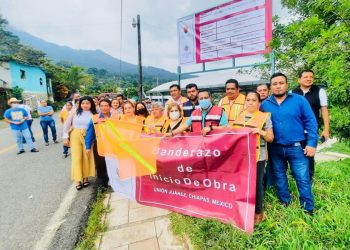 Banderazo de inicio de obra “Rehabilitación del Andador Urbano”, en el ejido La Trinidad