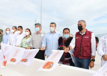 Rutilio Escandón inaugura paso a desnivel del cruce del Libramiento Sur y Bulevar Andrés Serra Rojas