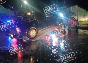 Motociclista lesionado al ser impactado por un vehículo.