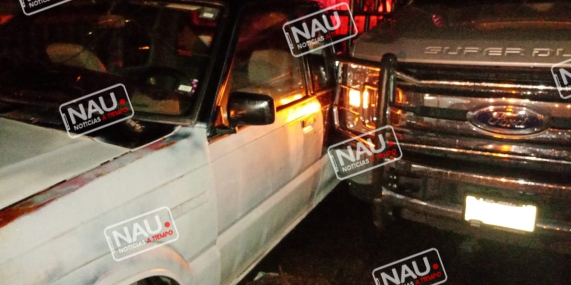 Chocó contra dos unidades estacionadas.