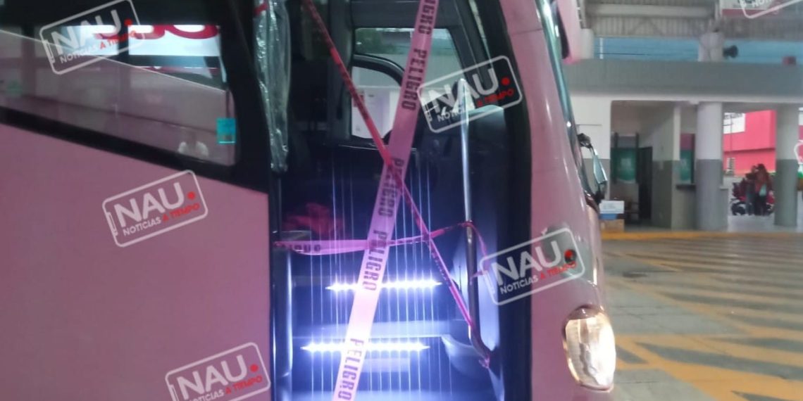 Muere de un paro cardíaco en el interior de un autobús.