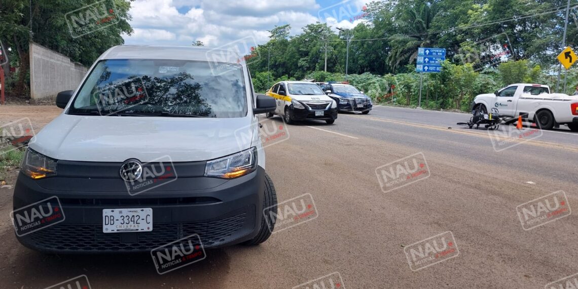 Joven motociclista es atropellado por automóvilista