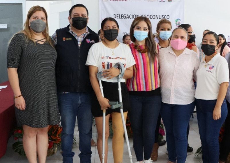 SDIF ENTREGA AYUDAS TÉCNICAS A PERSONAS CON ALGUNA DISCAPACIDAD