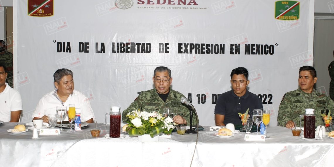 Encabeza Comandante de la 36 zona militar desayuno con medios de comunión