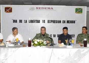 Encabeza Comandante de la 36 zona militar desayuno con medios de comunión