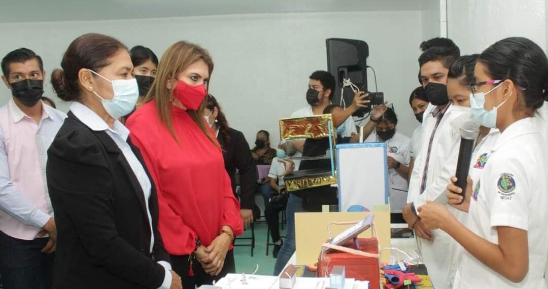 ROSY URBINA REFRENDA COMPROMISO POR EL DESARROLLO DE LAS JUVENTUDES