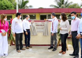 En tres años de gobierno, se han invertido más de 2 mil 800 mdp en materia educativa: Rutilio Escandón