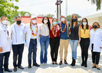 En Reforma, Rutilio Escandón inaugura la reconversión del Centro de Salud Urbano