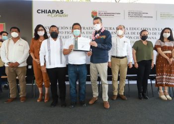 En Cintalapa, Rutilio Escandón inaugura espacios educativos y vialidades