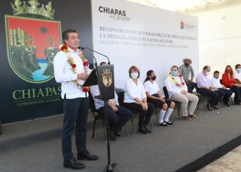 En Cacahoatán, inaugura Rutilio Escandón espacios educativos y vialidades con concreto hidráulico