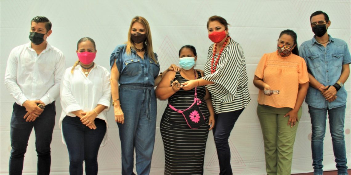 PROGRAMA “MUJER ESTAMOS CONTIGO” IMPULSA EL DESARROLLO Y COMBATE A LA VIOLENCIA EN TAPACHULA