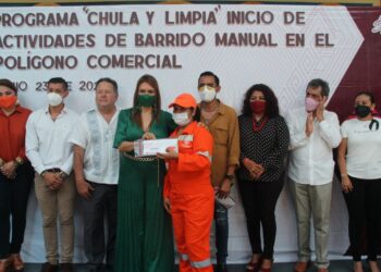 ROSY URBINA PONE EN MARCHA PROGRAMA DE LIMPIEZA URBANA “CHULA Y LIMPIA”
