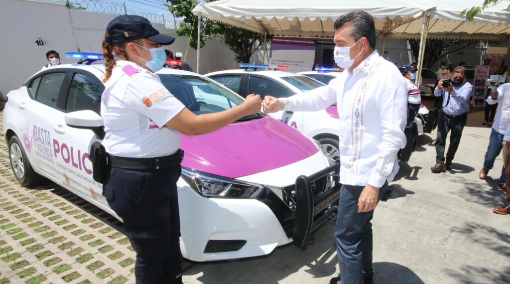 Rutilio Escandón entrega Unidades Especializadas para la Atención a la Violencia de Género, a 14 municipios
