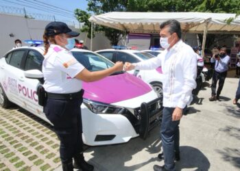 Rutilio Escandón entrega Unidades Especializadas para la Atención a la Violencia de Género, a 14 municipios