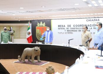 Pide Rutilio Escandón extremar precauciones ante presencia de lluvias por onda tropical No. 8