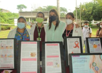 CON FERIAS Y BRIGADAS DE SALUD SE FORTALECE LA ATENCIÓN A LOS TAPACHULTECOS: ROSY URBINA