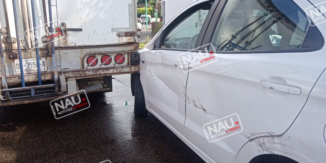 Más caro el caldo que los frijoles.