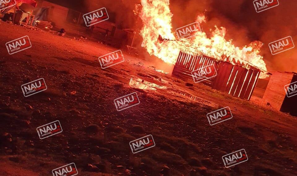 Queman mercado en Teopisca.