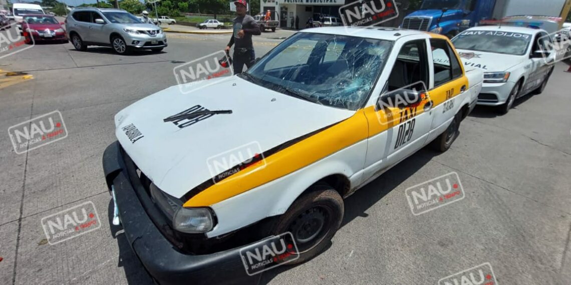 Repartidor de mandaditos es atropellado por taxista.