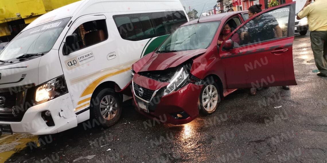 Solo daños materiales deja percance