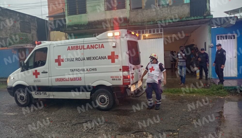 Menor se cae de una segunda planta