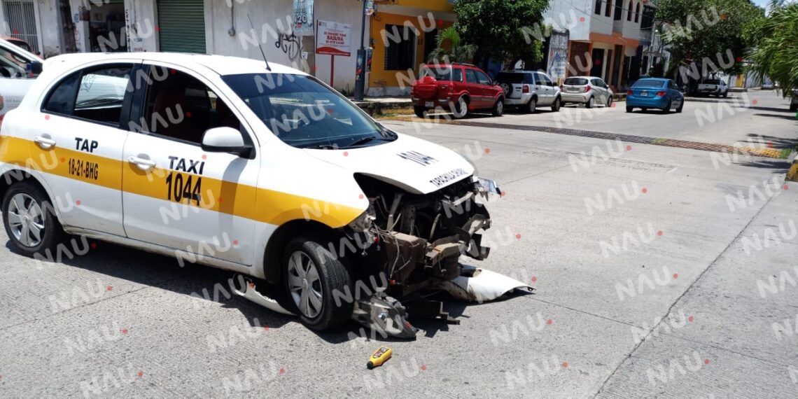 Tráiler ocasiona accidente