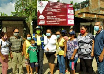 INICIA OBRA DE PAVIMENTACIÓN MIXTA DE CALLES EN LA COLONIA BENITO JUÁREZ