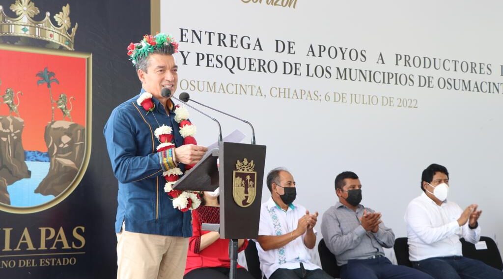 Entrega Rutilio Escandón apoyos a los sectores agrícola y pesquero de Osumacinta, Chicoasén y San Fernando