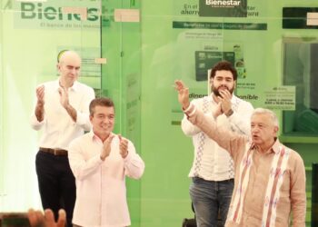 Finaliza AMLO intensa gira de trabajo por Chiapas; Rutilio Escandón agradece todos los beneficios para el estado