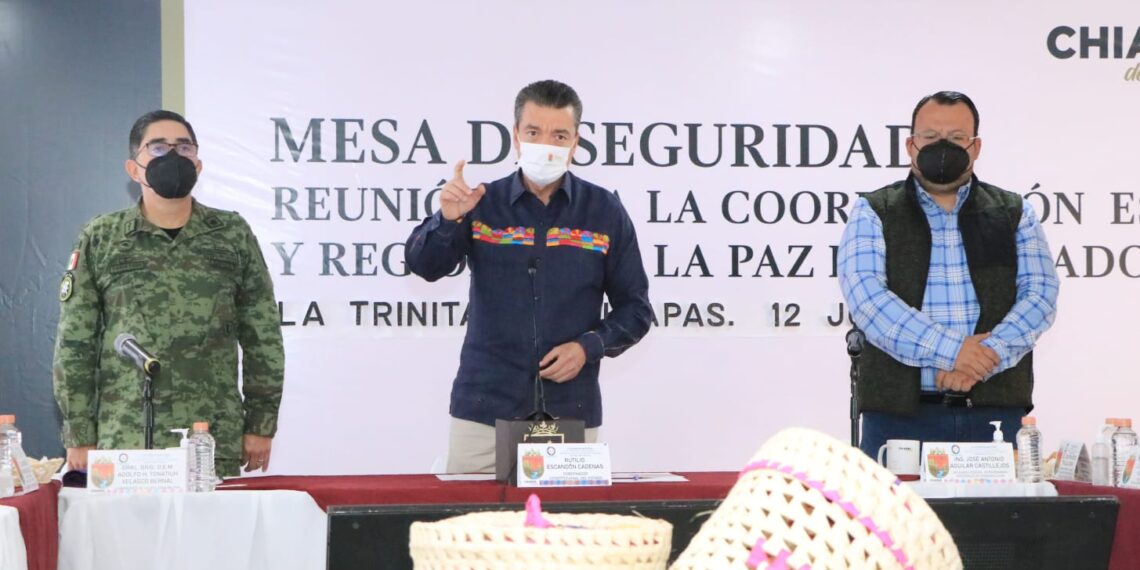 Rutilio Escandón reconoce labor de las abogadas y los abogados de Chiapas y México