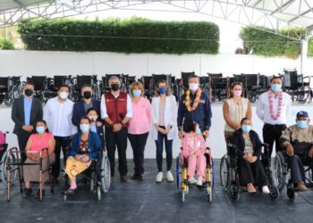 En La Trinitaria, Rutilio Escandón entrega ayudas técnicas e inaugura rehabilitación del DIF municipal