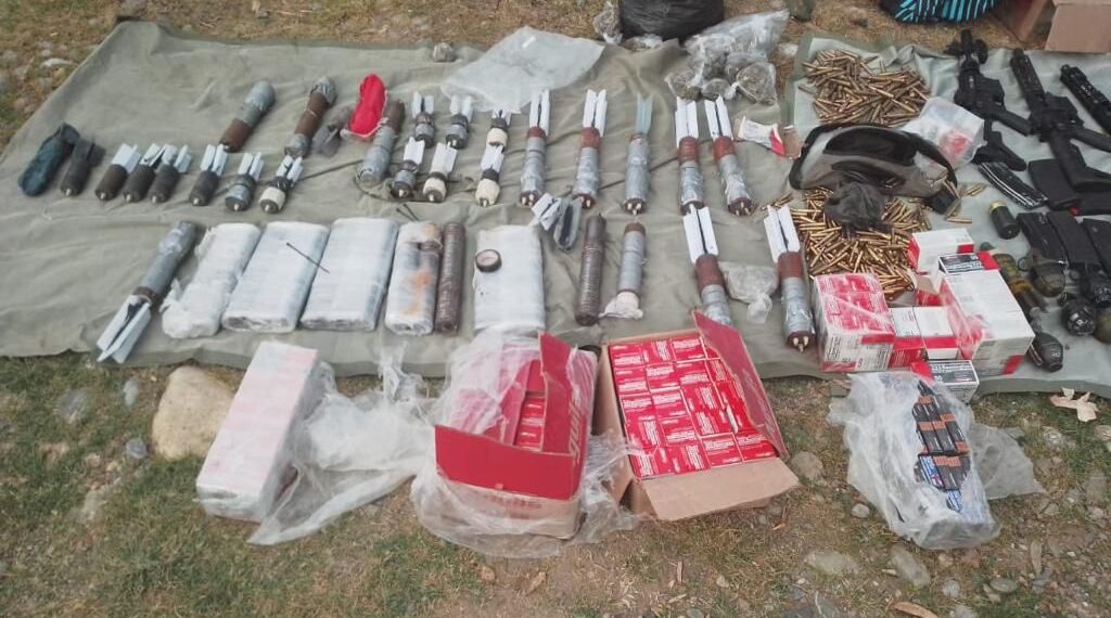 OBTIENE FGR VINCULACIÓN A PROCESO EN CONTRA DE TRES PERSONAS DETENIDAS CON ARMAMENTO