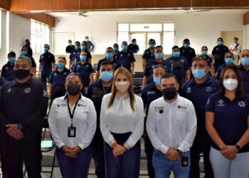 ATESTIGUA ALCALDESA DE TAPACHULA CAPACITACIÓN A POLICÍAS MUNICIPALES
