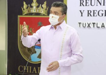 Reitera Rutilio Escandón el llamado a llevar a la niñez de 5 a 11 años a vacunar contra el COVID-19