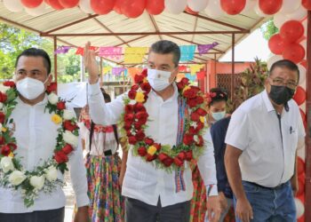 Rutilio Escandón inaugura infraestructura de la Secundaria Ramón López Velarde, en Mazatán