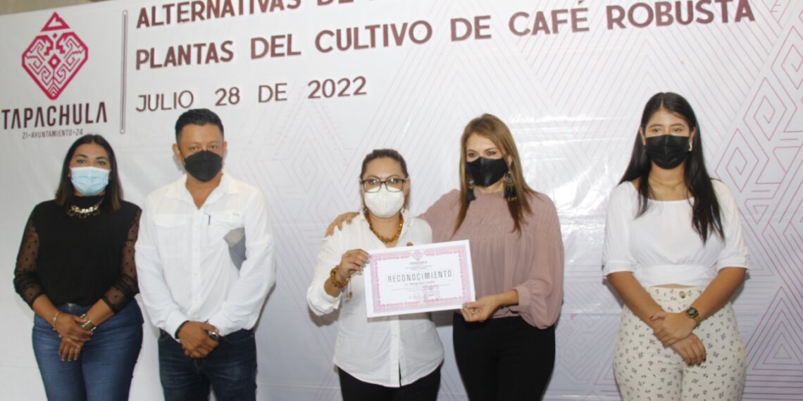 AYUNTAMIENTO DE TAPACHULA IMPULSA LA CAPACITACIÓN A PRODUCTORES DE CAFÉ