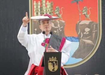 Rutilio Escandón entrega obras en beneficio de Huixtán y Ocosingo