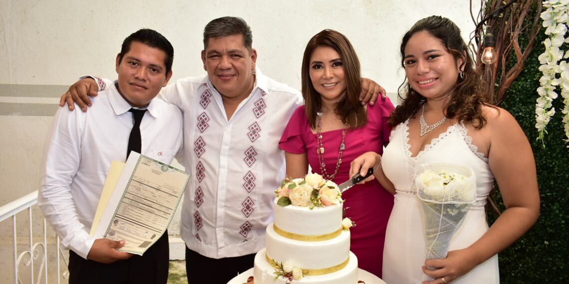 CELEBRAN BODAS COLECTIVAS EN HUIXTLA