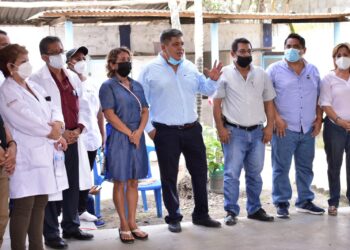 En Huixtla se instala Caravana de la Salud.